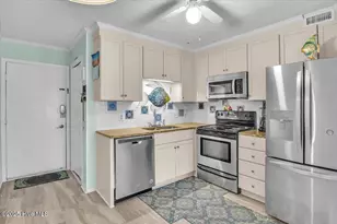 1404 Canal Dr, Carolina Beach, NC 28428 - Photo 11