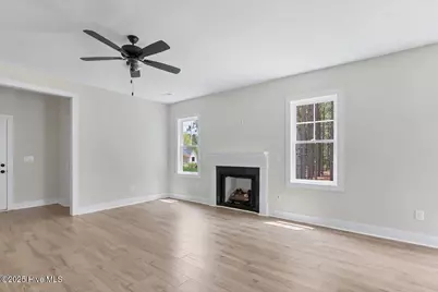 158 Spring Meadows Drive, Aberdeen, NC 28315 - Photo 7