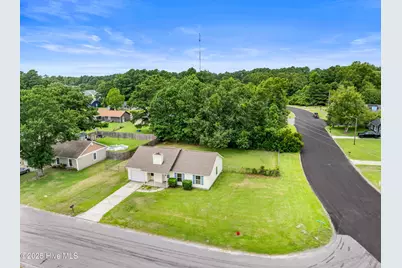 600 Foxfire Circle, Jacksonville, NC 28546 - Photo 33