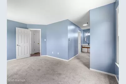 600 Foxfire Circle, Jacksonville, NC 28546 - Photo 17