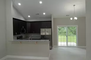 111 E Oliver St, Whiteville, NC 28472 - Photo 5