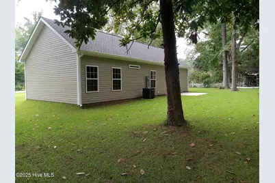 111 E Oliver Street, Whiteville, NC 28472 - Photo 23