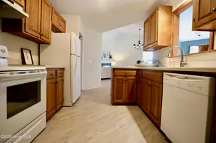 265 Longleaf Dr, West End, NC 27376 - Photo 15