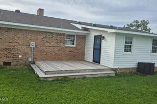 198 Mary Ella Rd, Harkers Island, NC 28531 - Photo 19
