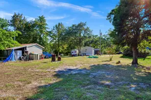 215 Anderson Dr, Hampstead, NC 28443 - Photo 7
