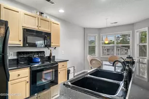 3030 Marsh Winds Cir, Southport, NC 28461 - Photo 11