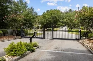 307 Cape Fear Loop, Emerald Isle, NC 28594 - Photo 7