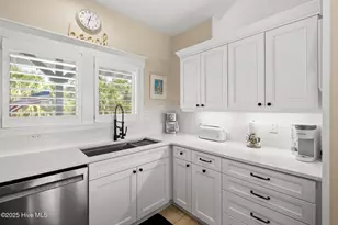980 S Bald Head Wynd, Bald Head Island, NC 28461 - Photo 11
