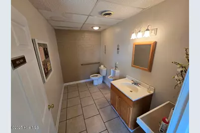 611 W Grantham Street, Goldsboro, NC 27530 - Photo 11