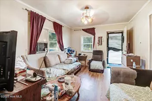 706 Caswell St, Smithfield, NC 27577 - Photo 7
