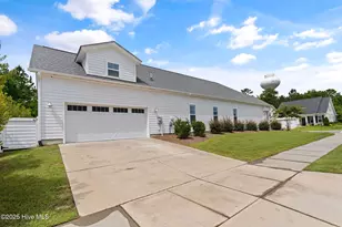 4906 Gln Gdn Cir, Leland, NC 28451 - Photo 7