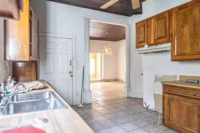 801 Monroe Street, Carthage, NC 28327 - Photo 25