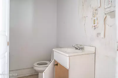 801 Monroe Street, Carthage, NC 28327 - Photo 29