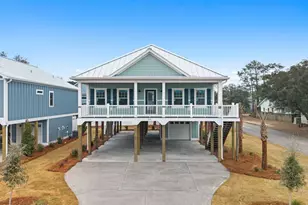 202 NE 33rd St, Oak Island, NC 28465 - Photo 1