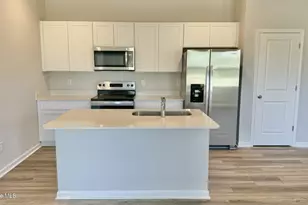 510 Bellefonte Ct, Richlands, NC 28574 - Photo 11