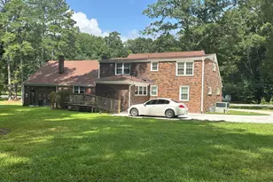 212 McLean St, Spring Hope, NC 27882 - Photo 3