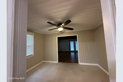 212 Richmond Avenue, Hamlet, NC 28345 - Photo 21