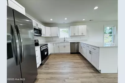 104 Dana Court, Havelock, NC 28532 - Photo 5