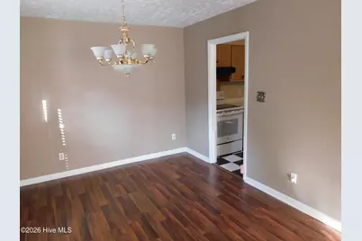 1010 W Scotsdale Road, Laurinburg, NC 28352 - Photo 9