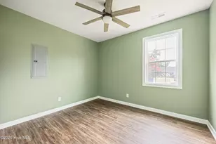 207 Saunders St, Hertford, NC 27944 - Photo 13
