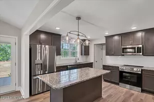 30121 Deercroft Dr, Wagram, NC 28396 - Photo 11