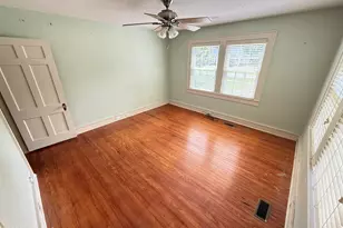 617 N Church St St, Mount Olive, NC 28365 - Photo 5