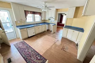 617 N Church St St, Mount Olive, NC 28365 - Photo 13