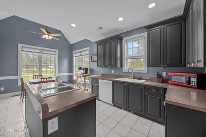 2616 Spring Creek Drive, Grimesland, NC 27837 - Photo 13