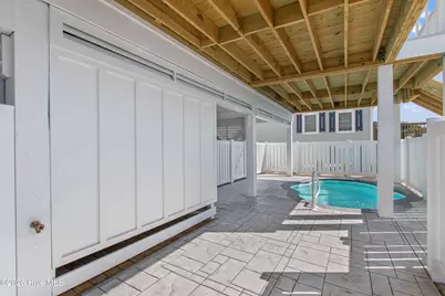 105 Ocean Boulevard W, Holden Beach, NC 28462 - Photo 9