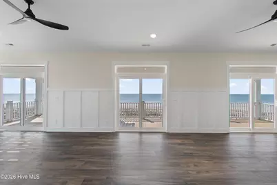 105 Ocean Boulevard W, Holden Beach, NC 28462 - Photo 27