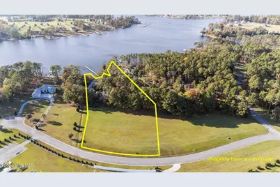 572 Dawson Creek Boulevard, Oriental, NC 28571 - Photo 1