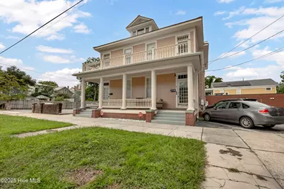 8 S 7th Street, Wilmington, NC 28401 - Photo 3