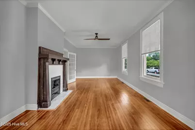 8 S 7th Street, Wilmington, NC 28401 - Photo 5