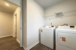 1098 Hanson Dr, Leland, NC 28451 - Photo 17