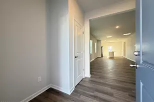 1086 Hanson Dr, Leland, NC 28451 - Photo 3