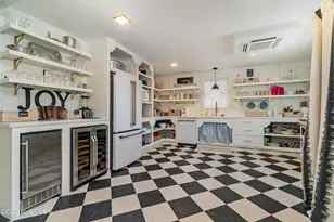 1300 Evans St, Morehead City, NC 28557 - Photo 21