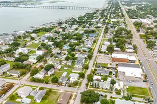 1300 Evans St, Morehead City, NC 28557 - Photo 53