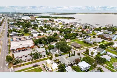 1300 Evans Street, Morehead City, NC 28557 - Photo 45