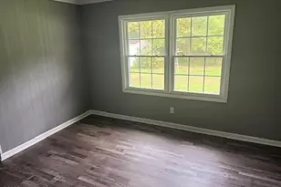 190 Lealer Lyons Dr, Whiteville, NC 28472 - Photo 9