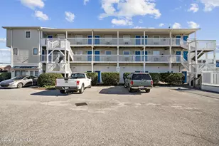 105 Tennessee Ave, Carolina Beach, NC 28428 - Photo 21