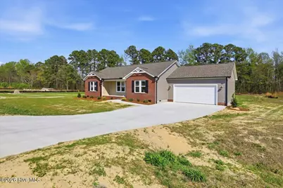 104 Grace Pond Avenue, Benson, NC 27504 - Photo 5