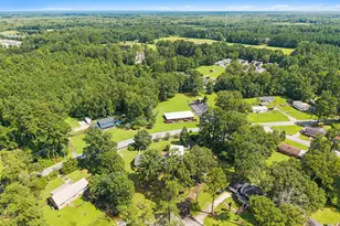 518 Edgewood Cir, Whiteville, NC 28472 - Photo 65