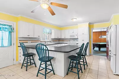 518 Edgewood Circle, Whiteville, NC 28472 - Photo 17