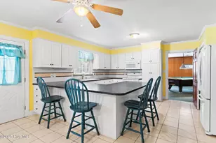 518 Edgewood Cir, Whiteville, NC 28472 - Photo 17