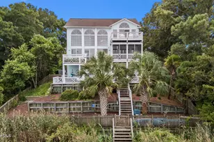 8722 Emerald Plantation Rd, Emerald Isle, NC 28594 - Photo 19