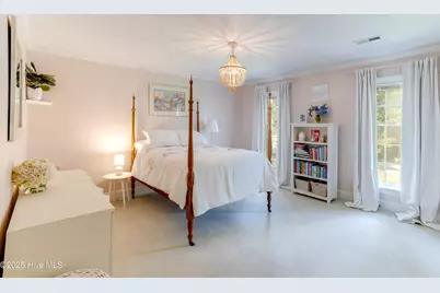 611 Queen Annes Road, Greenville, NC 27858 - Photo 27