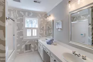 611 Queen Annes Rd, Greenville, NC 27858 - Photo 31