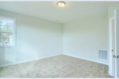 202 Broadleaf Drive, Jacksonville, NC 28546 - Photo 25