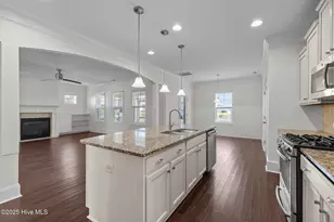 301 Lanyard Dr, Newport, NC 28570 - Photo 11