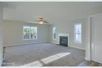 713 Jasmine Lane, Jacksonville, NC 28546 - Photo 3